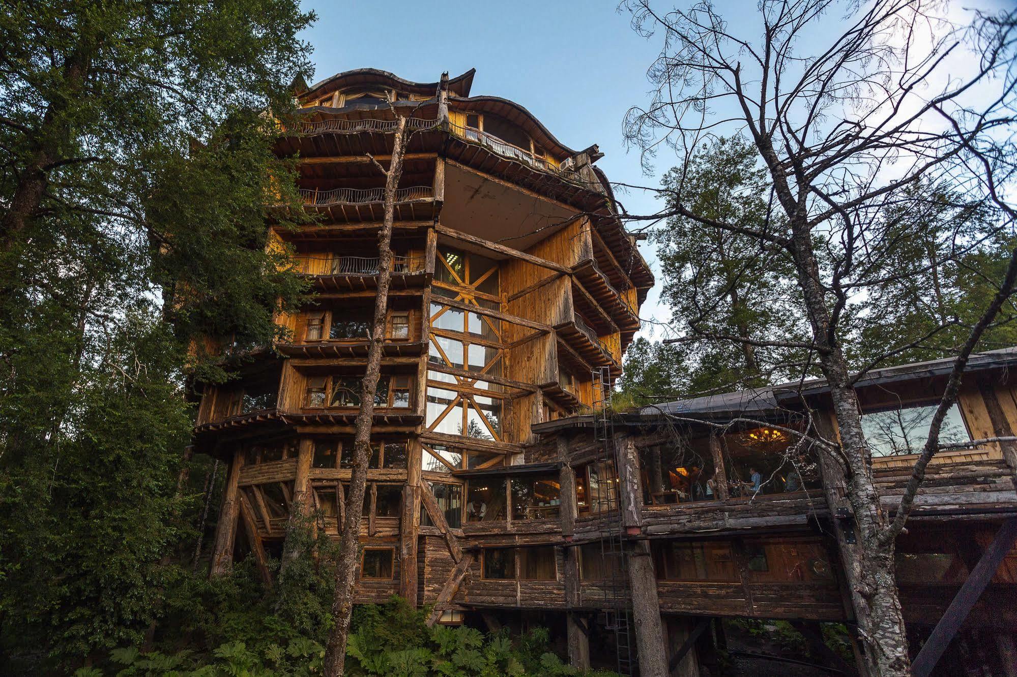Huilo Huilo Nothofagus Hotel & Spa Puerto Fuy Exterior foto