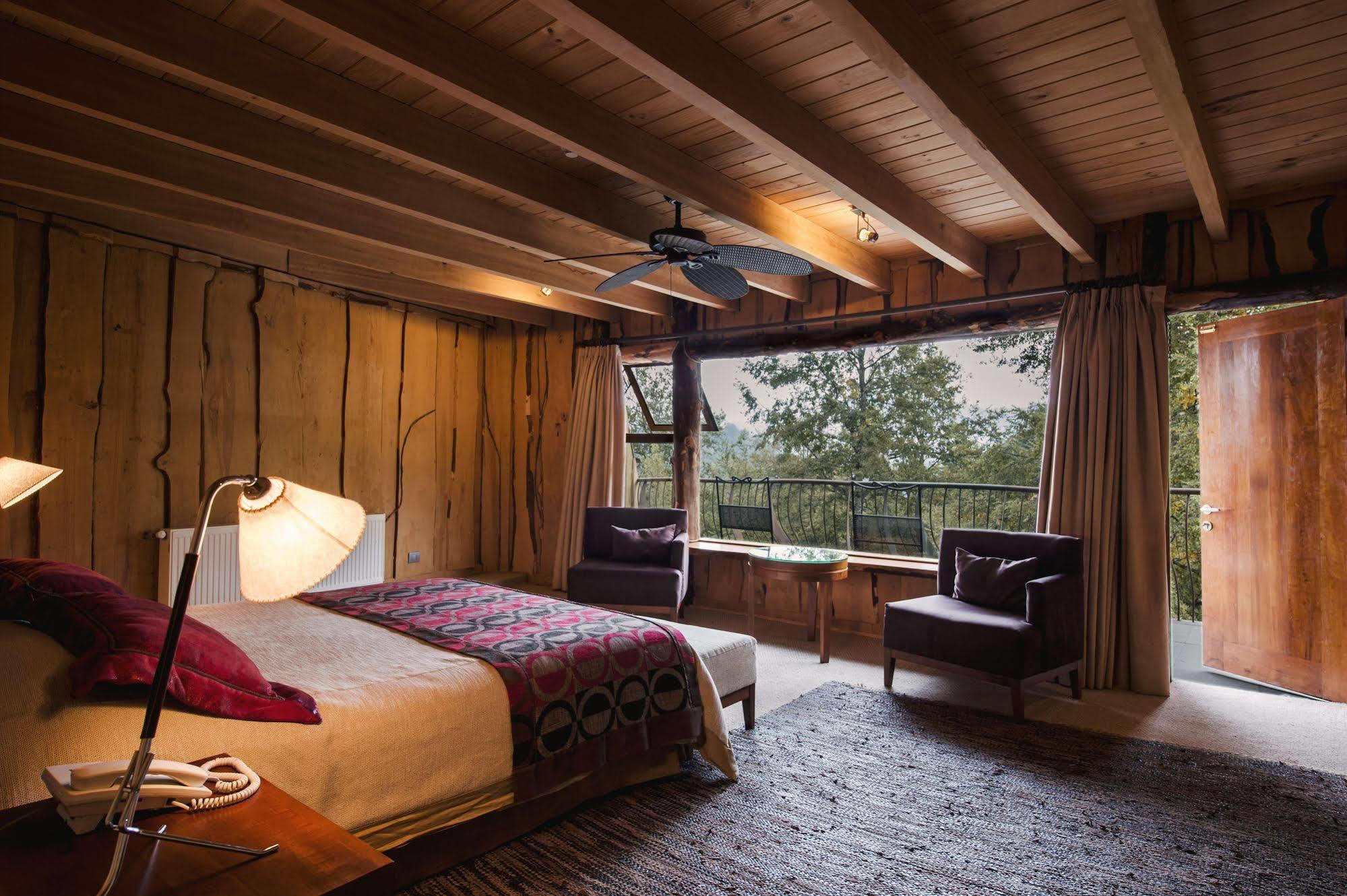 Huilo Huilo Nothofagus Hotel & Spa Puerto Fuy Exterior foto
